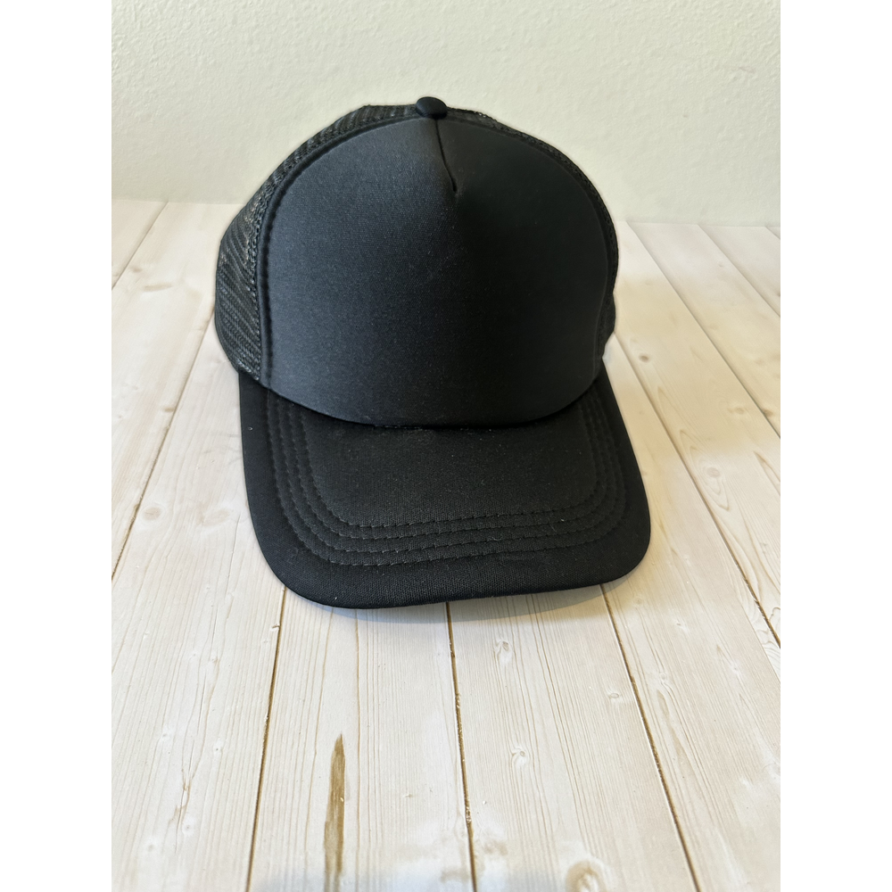 Stitchback Trucker – Maroon - Front